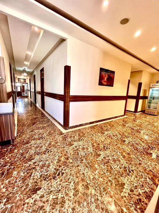 Hotel Woodcrest Zirakpur - Best Family Hotel By - A Unit Of Sidham Group Εξωτερικό φωτογραφία
