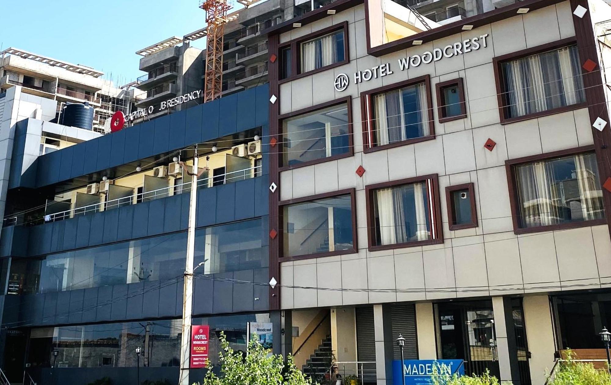 Hotel Woodcrest Zirakpur - Best Family Hotel By - A Unit Of Sidham Group Εξωτερικό φωτογραφία